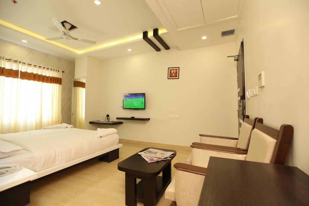 Mmr Gardens Hotel Madurai Exterior photo